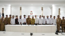 Munafri Arifuddin Walikota Makassar Bersama Pengurus Lembaga Tripartit Kota Makassar, Ist.