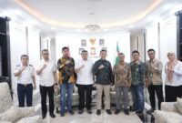 Foto: Walikota Makassar, Munafri Arifuddin bersama PT PLN-UID Sulsel-Tenggara, Barat.