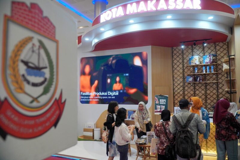 Foto: Booth Makassar Jadi Magnet di City Expo