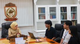 Foto: Wakil Wali Kota Makassar, Aliyah Mustika Ilham, saat menerima audiensi dari Panitia Pelaksana Ajang Apresiasi Duta GenRe (Adujak) Kota Makassar Tahun 2025–2028.