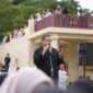 Wali Kota Makassar, Munafri Arifuddin, menghadiri sekaligus membacakan puisi dalam perhelatan Makassar International Writers Festival (MIWF) 2025 yang digelar di Benteng Fort Rotterdam, Makassar, Minggu 