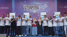 Wali Kota Makassar Munafri Arifuddin bersama jajaran Bank Indonesia dan Pemerintah Provinsi Sulawesi Selatan berfoto bersama saat Launching Festival QRIS TAP Sulawesi Selatan di Jalan Jenderal Sudirman, Minggu (29/6/2025).