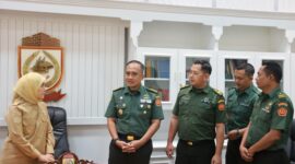 Foto: Wakil Wali Kota Makassar, Aliyah Mustika Ilham, saat menerima kunjungan audiensi dari Kepala Lembaga Pemasyarakatan Militer (Lemasmil) IV Makassar, Kolonel CPM Sony Yusdarmoko.