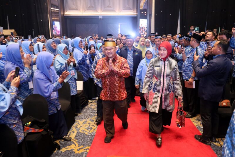 Foto: Wakil Walikota Makassar, Aliyah Mustika, saat menghadiri Pembukaan Musyawarah Nasional (Munas) VI Jaringan Sekolah Islam Terpadu (JSIT) Indonesia yang digelar di Hotel Claro, Makassar.