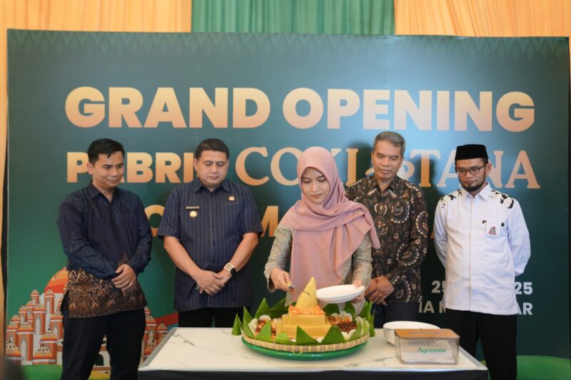 Foto: Wali Kota Makassar, Munafri Arifuddin, saat meresmikan pabrik coklatana PT Agrinesia Raya yang berlokasi di Kawasan Industri Makassar (KIMA).