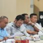 Plt. Kepala Bapenda Kota Makassar, Andi Asminullah (kedua dari kiri), bersama jajaran saat membahas strategi peningkatan Pendapatan Asli Daerah (PAD) melalui skema opsen dan uji petik pajak, Rabu (9/7/2025).