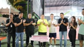 Wali Kota Makassar Munafri Arifuddin meresmikan Top Spin Arena dan membuka Kasih Keras Padel Tournament di Kecamatan Tamalate, Minggu (13/7/2025).
