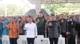 Wali Kota Makassar Munafri Arifuddin bersama Menteri BKKBN RI dan jajaran Forkopimda hadiri Peringatan Harganas ke-32 di Lapangan Karebosi, Makassar (28/7/2025).