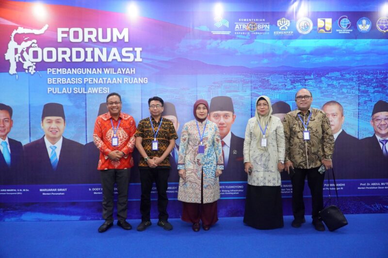 Wakil Wali Kota Makassar, Aliyah Mustika Ilham (tengah), menghadiri Forum Koordinasi Pembangunan Wilayah Berbasis Penataan Ruang Pulau Sulawesi di Palu, Kamis (10/7/2025), bersama para kepala daerah se-Sulawesi untuk mendorong pembangunan berkeadilan dan berkelanjutan.