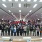 Wali Kota Makassar Munafri Arifuddin berfoto bersama jajaran Forkopimda dan pejabat yang dilantik usai prosesi pelantikan di Ruang Sipakatau, Balai Kota Makassar, Jumat (11/7/2025).