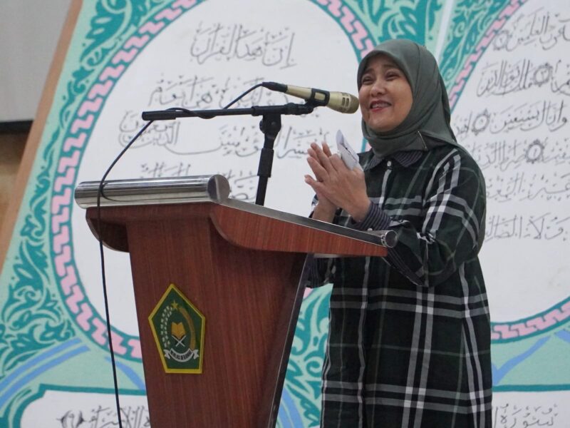 Wakil Wali Kota Makassar, Aliyah Mustika Ilham, memberikan sambutan pada pembukaan Musabaqah Hifdzil Qur’an II antar pesantren se-Sulawesi Selatan di Asrama Haji Sudiang, Jumat (18/7/2025).
