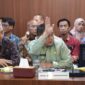 Wali Kota Makassar, Munafri Arifuddin, menyampaikan komitmen dukungan terhadap program Pengolahan Sampah menjadi Energi Listrik (PSEL) dalam Rakor Terbatas bersama sejumlah menteri dan kepala daerah di Kantor Kemenko Pangan, Jakarta, Kamis (17/7/2025).