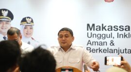 Foto: Wali Kota Makassar, Munafri Arifuddin, Saat Menambah Armada Bus Sekolah Gratis di Makassar.