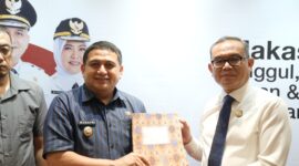 Foto: Wali Kota Munafri Arifuddin menunjukkan komitmen serius dalam penataan dan pengelolaan aset daerah dengan bekerjasama Kejaksaan.