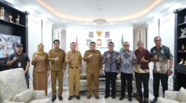 Foto: Wali Kota Makassar, Munafri Arifuddin, Saat menerima kunjungan dari jajaran GPIB Majelis Jemaat Immanuel Makassar.