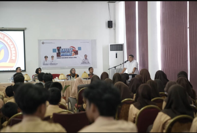 Foto: Walikota Munafri pada kegiatan Edukasi Keselamatan Berlalu Lintas yang digelar oleh Dinas Perhubungan Kota Makassar di Bosowa School