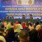 Wakil Wali Kota Makassar, Aliyah Mustika Ilham, memberikan sambutan pada acara Wisuda Ahli Madya XXIX ASMI Publik Makassar, yang berlangsung di Hotel Horison Ultima, Kamis (31/7/2025).