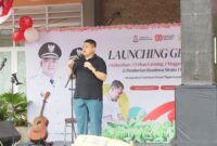 Wali Kota Makassar, Munafri Arifuddin, saat meluncurkan Gerakan 1 Kelurahan: 1 Urban Farming, 1 Maggot, dan 1 Bank Sampah di Panakkukang, 8 Agustus 2025.