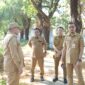 Wali Kota Makassar, Munafri Arifuddin, meninjau lokasi revitalisasi Lapangan Karebosi didampingi Sekda Andi Zulkufly Nanda dan jajaran Pemkot Makassar, Senin (11/8/2025).