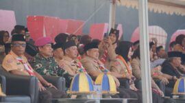 Wali Kota Makassar, Munafri Arifuddin bersama jajaran Forkopimda dan pengurus Kwartir Cabang Pramuka Kota Makassar menghadiri Apel Besar Hari Pramuka ke-64 Tahun 2025 di Anjungan City of Makassar, Pantai Losari, Sabtu (16/8/2025).