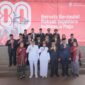 Wali Kota Makassar, Munafri Arifuddin, bersama jajaran Pemkot, Forkopimda, dan tokoh masyarakat berfoto bersama usai upacara peringatan HUT ke-80 RI di Lapangan Karebosi, Minggu (17/08/2025).