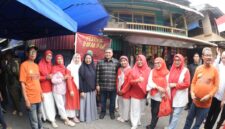 Wali Kota Makassar Munafri Arifuddin bersama Ketua TP PKK Melinda Aksa Mahmud menghadiri Festival Bakar Ikan di Kelurahan Pattingalloang, Ujung Tanah, dalam rangka HUT ke-80 RI.