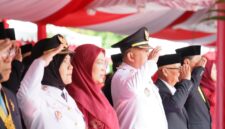 Wali Kota Makassar Munafri Arifuddin bersama Wakil Wali Kota Aliyah Mustika Ilham menghadiri upacara HUT ke-80 RI tingkat Provinsi Sulsel di halaman Rumah Jabatan Gubernur Sulsel, Minggu (17/8/2025).