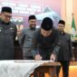 Foto: Walikota Munafri saat penandatanganan Nota Kesepakatan Rancangan Kebijakan Umum Anggaran–Prioritas Plafon Anggaran Sementara (KUA-PPAS) Perubahan APBD 2025