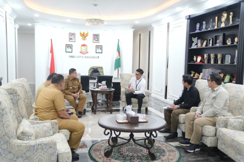 Foto: Walikota Makassar Munafri Arifuddin saat menerima audiensi dari BRAINEVO Indonesia yang dipimpin oleh Direktur Program, Iqbal Reymon
