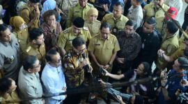 Foto: Wakil Walikota Makassar dalam kegiatan konferensi pers Rapat Koordinasi Percepatan Eliminasi Tuberkulosis melalui Program Hasil Terbaik Cepat (PHTC) yang digelar di Sasana Bhakti Praja, Kantor Kementerian Dalam Negeri RI