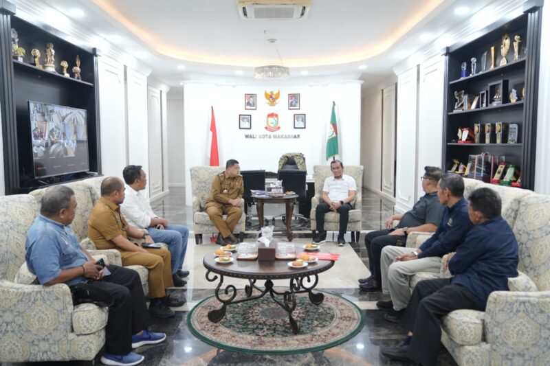 Foto: Walikota Makassar Munafri Arifuddin saat menerima audiens PWI sulsel