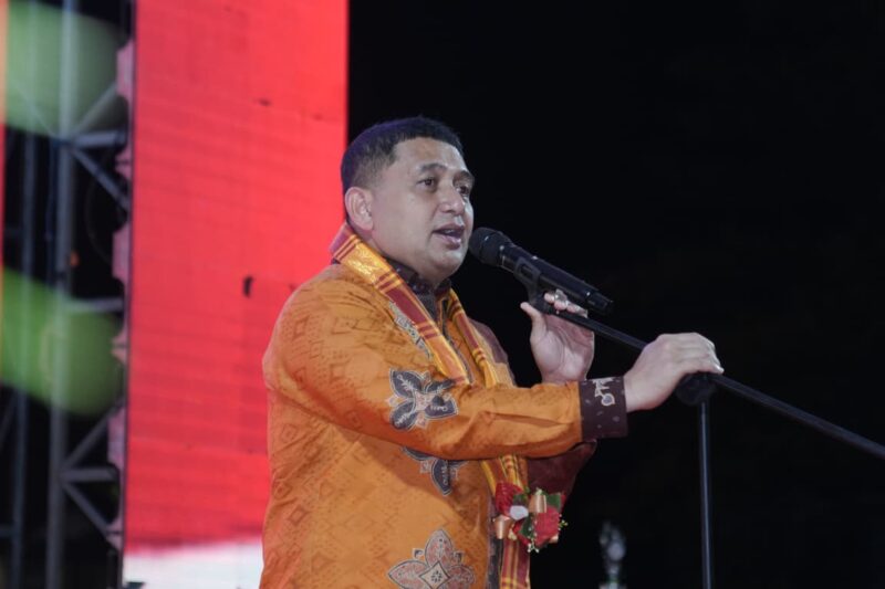 Foto: Walikota Munafri saat memberikan sambutan pada acara pesta rakyat kecamatan Tamalanrea