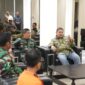 Foto: Walikota Makassar Munafri Arifuddin bersama Kepala Staf Kodam (Kasdam) XIV/Hasanuddin, Brigjen TNI Sugeng Hartono, S.E., M.M