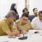 Foto: Walikota Makassar Munafri Arifuddin bersama  (SKPD) mengikuti Rapat Koordinasi Khusus Tim Pengendalian Inflasi Daerah (TPID) secara virtual yang digelar oleh Kementerian Dalam Negeri bersama Menteri Koordinator Bidang Pangan RI