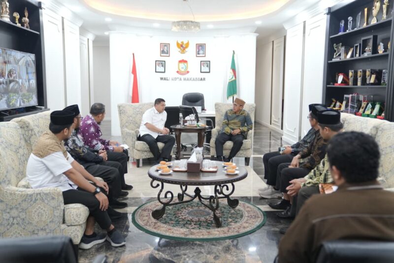 Foto: Wali Kota Makassar Munafri Arifuddin saat menerima audiensi Pengurus Wahdah Islamiyah yang dipimpin Ketua DPD Wahdah Islamiyah Makassar