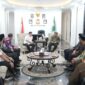 Foto: Wali Kota Makassar Munafri Arifuddin saat menerima audiensi Pengurus Wahdah Islamiyah yang dipimpin Ketua DPD Wahdah Islamiyah Makassar