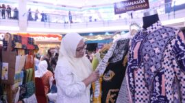 Foto: Dewan Kerajinan Nasional Daerah (Dekranasda) Kota Makassar pada ajang Wastra Arajang 2025