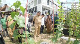 Foto: Wali Kota Makassar, Munafri Arifuddin, menghadiri kegiatan Launching Gerakan Urban Farming Bukit Baruga 