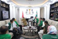 Foto: Wali Kota Makassar, Munafri Arifuddin bersama Koordinator Presidium Majelis Wilayah (MW) KAHMI Sulsel, Ni'matullah di Balai Kota Makassar