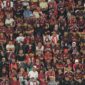 Foto: Supporter PSM Makassar saat menyaksikan laga PSM vs Persija di Stadion BJ Habibie di Parepare