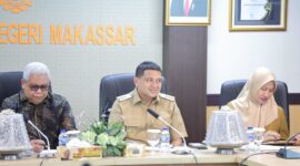 Foto: Wali Kota Makassar, Munafri Arifuddin bersama Rektor UNM Prof. Dr. Karta Jayadi dalam Temu Awal Rencana Penyusunan Kurikulum Muatan Lokal dan Pendidikan Karakter