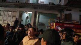 Foto: Wali Kota Makassar, Munafri Arifuddin, saat meninjau lokasi kerusuhan perang kelompok yang terjadi di Jalan Kandea 3, Kelurahan Bunga Eja, Kecamatan Tallo