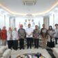 Foto: Wali Kota Makassar, Munafri Arifuddin bersama Direktur RS Gigi dan Mulut Pendidikan Unhas, drg. Andi Tajrin