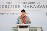 Foto: Wali Kota Makassar, Munafri Arifuddin saat memberikan sambutan pada peletakan batu pertama (groundbreaking) Hotel Grand Mercure  di Jl. Metro Tanjung Bunga