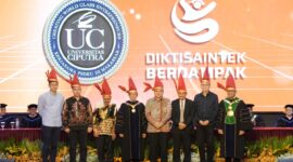 Foto: Wali Kota Makassar, Munafri Arifuddin saat menghadiri wisuda perdana Universitas Ciputra Makassar (School of Business) yang digelar di Dian Auditorium UC Makassar, Citraland City Center Point of Indonesia (CPI)