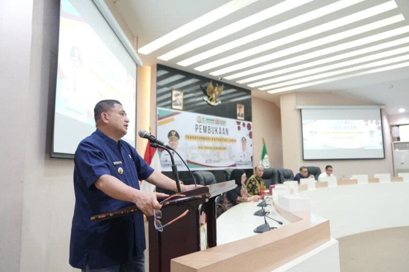 Foto: Wali Kota Makassar, Munafri Arifuddin, saat membuka kegiatan Transformasi Kapasitas bagi lurah se-Kota Makassar di Aula Sipakatau, Balai Kota Makassar
