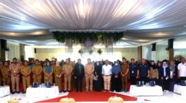 Foto:  Wali Kota Makassar, Munafri Arifuddin, bersama Ketua Dewan Lingkungan Hidup, Melinda Aksa dalam peluncuran Makassar Eco Circular Hub (MEC Hub