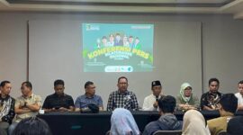Foto: Ketua Majelis Wilayah KAHMI sulsel bersama Sekjen Majelis Nasional KAHMI dalam acara konferensi pers