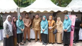 Foto: Wali Kota Makassar, Munafri Arifuddin saat meninjau gerakan pangan murah di Kantor Kecamatan Tamalate