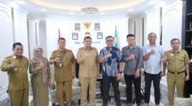 Foto: Wali Kota Makassar, Munafri Arifuddin saat menerima audiensi dari jajaran Densus 88 Anti Teror di Balai Kota Makassar yang dipimpin Kasatgaswil Sulsel, Agung NM